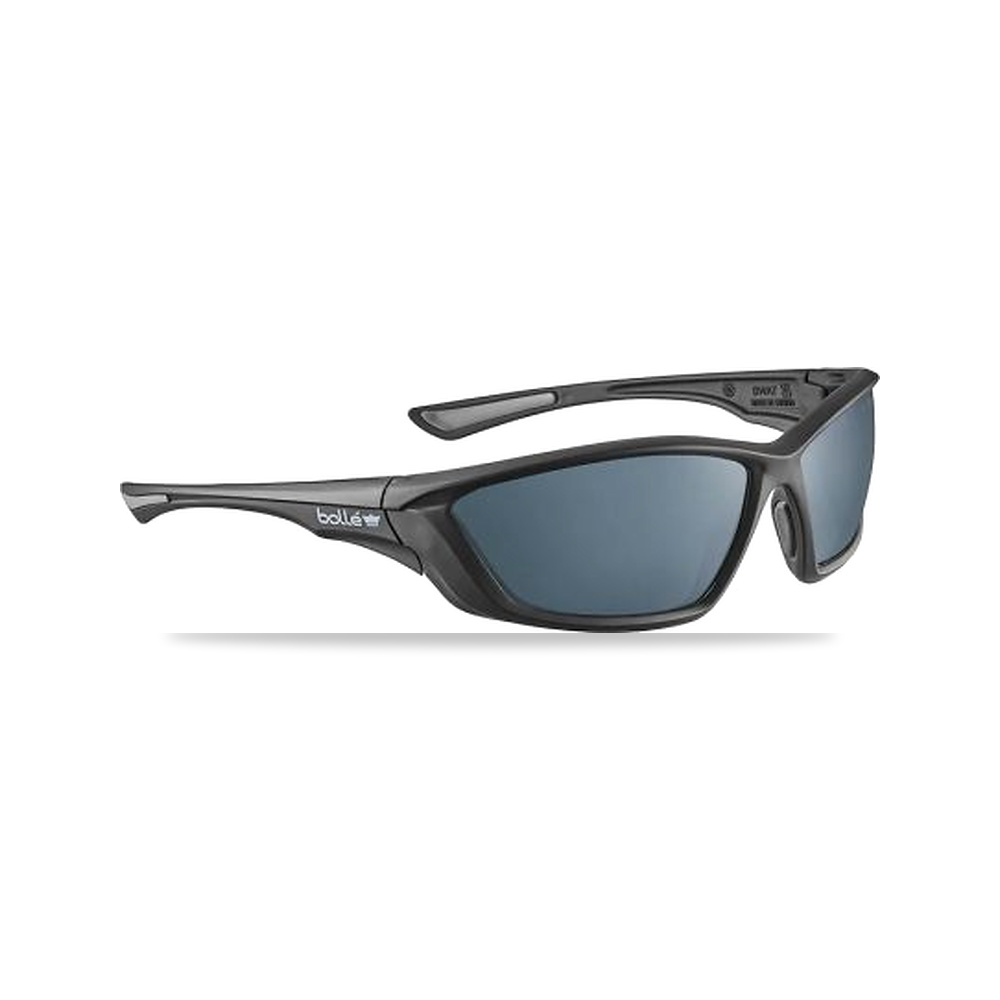 صورة منتج نظارة وقاية وسلامة مهنية بولي فينيل كلورايد (PVC) أسود Bolle Safety موديل SWATPSF – اللون Smoked – اللون Glossy Black - كود الصنف reemco-2027-0055170 - ماركة يباع من خلال reemco - توريد وتصوير حصري لشركة ريمكو القابضة السعودية