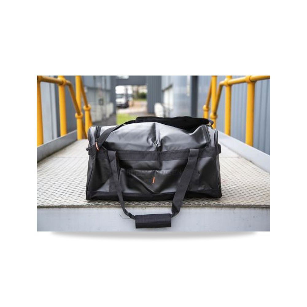 صورة منتج حقيبة وصندوق حفظ عدد أسود Helly Hansen موديل 79572_990-STD – نوع الخامة Vinyl – 57 سم Width 30 سم - كود الصنف reemco-2027-0235681 - ماركة يباع من خلال reemco - توريد وتصوير حصري لشركة ريمكو القابضة السعودية