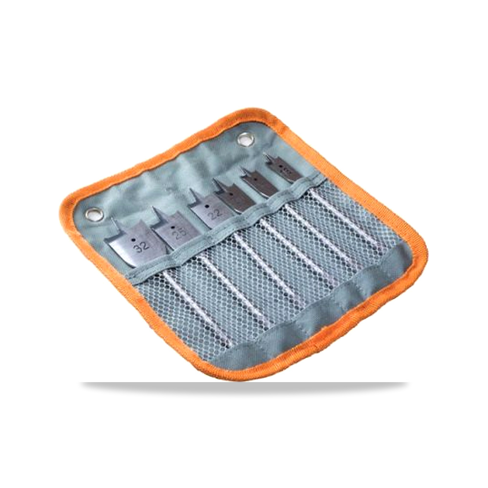 صورة منتج ريشة وبنطة ثقب خشب 32 مم 13 مم Avit موديل AV08013 – نوع الخامة High Speed Steel - كود الصنف reemco-2027-0260016 - ماركة يباع من خلال reemco - توريد وتصوير حصري لشركة ريمكو القابضة السعودية