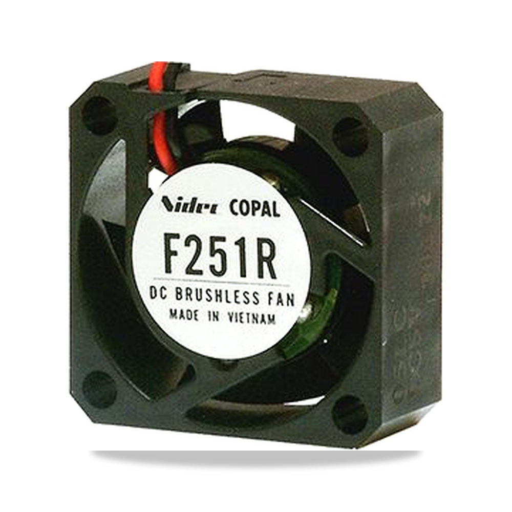 صورة منتج مروحة شفط وتبريد محورية (Axial Fan) بدون فحمات (Brushless) مروحة تهوية وتبريد 12 فولت 40 موديل F251R-12LLC – جهد التغذية 12V dc - كود الصنف reemco-2027-1025946 - ماركة يباع من خلال reemco - توريد وتصوير حصري لشركة ريمكو القابضة السعودية