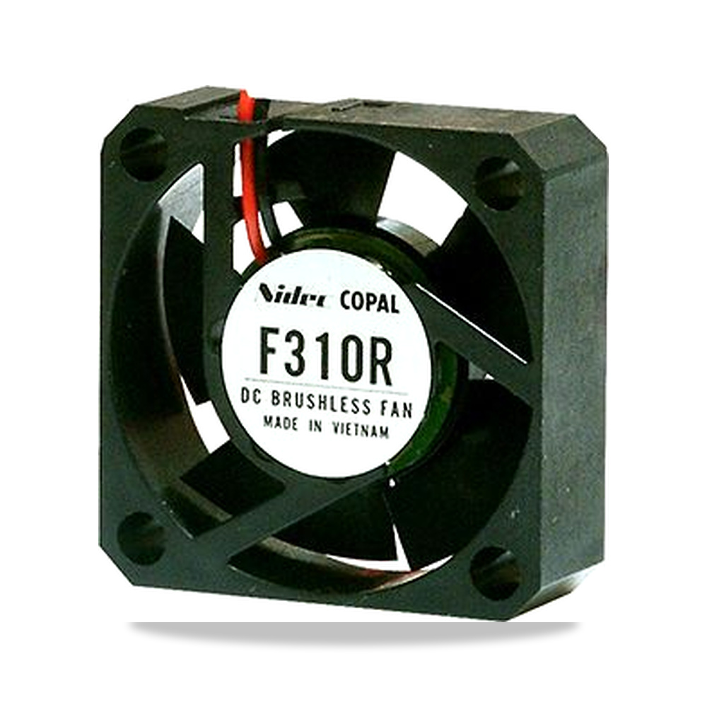 صورة منتج مروحة شفط وتبريد محورية (Axial Fan) بدون فحمات (Brushless) مروحة تهوية وتبريد 5 فولت 60 موديل F310R-05LLC – جهد التغذية 5V dc - كود الصنف reemco-2027-1025958 - ماركة يباع من خلال reemco - توريد وتصوير حصري لشركة ريمكو القابضة السعودية