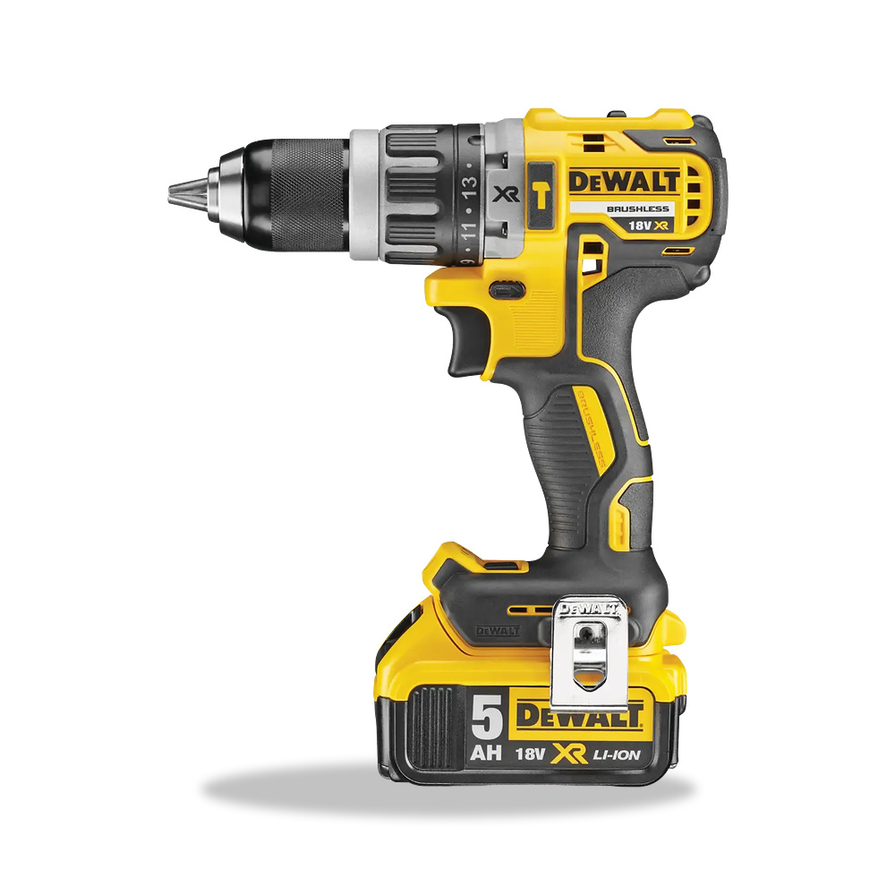 صورة منتج مثقاب دريل دقاق بدون فحمات (Brushless) بطاريات 18 فولت 5 أمبير ساعة 5.0 أمبير ساعة ديوالت (DeWalt) - كود الصنف reemco-2027-1150996 - ماركة يباع من خلال reemco - توريد وتصوير حصري لشركة ريمكو القابضة السعودية