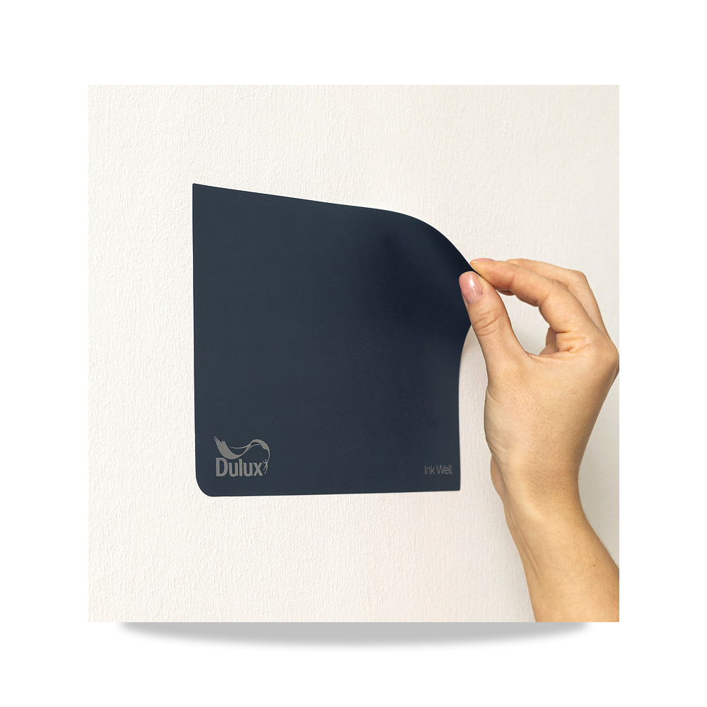 صورة منتج دهانات داخلية للجدران والأسقف دولوكس (Dulux) موديل DULUX-PEEL-AND-STICK-SAMPLE - كود الصنف reemco-2027-1151958 - ماركة يباع من خلال reemco - توريد وتصوير حصري لشركة ريمكو القابضة السعودية