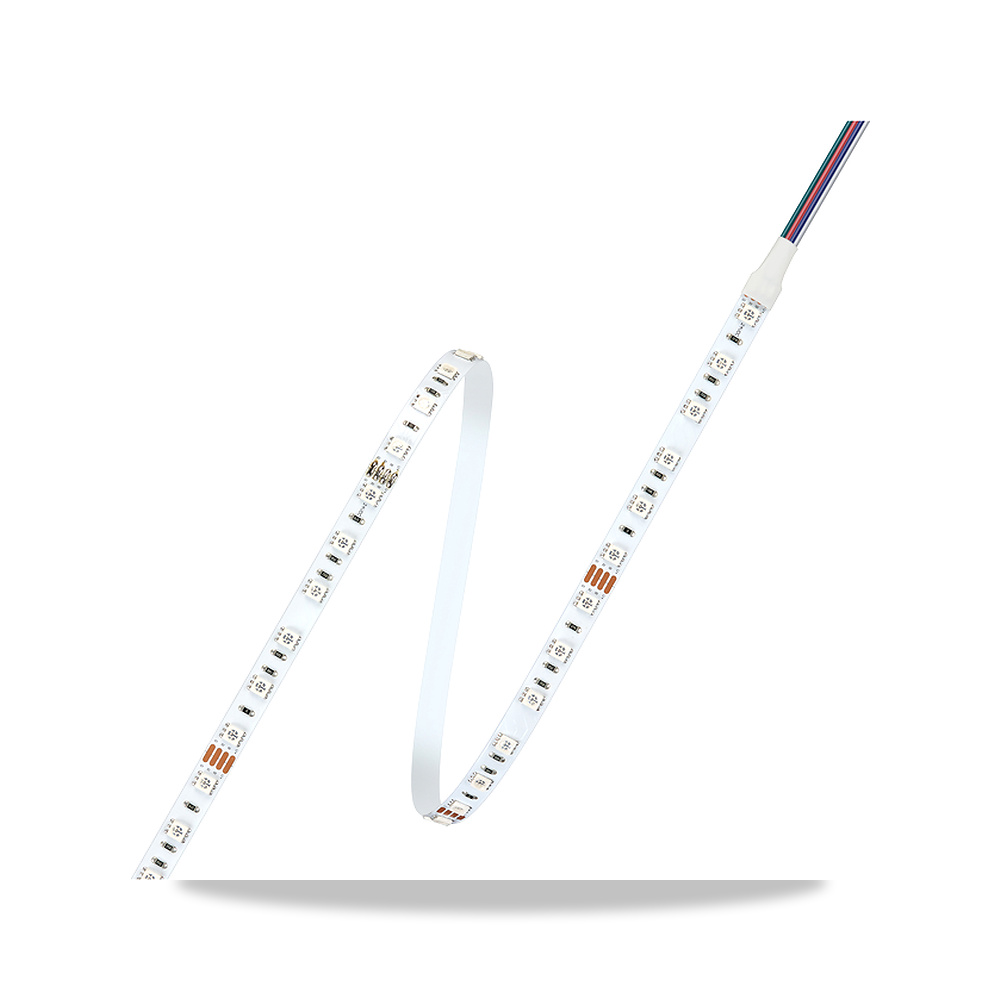 صورة منتج وحدة إنارة وإضاءة LED 24 فولت 144 واط IP20 ليدفانس (LEDVANCE) موديل 106327 - كود الصنف reemco-2027-1173805 - ماركة يباع من خلال reemco - توريد وتصوير حصري لشركة ريمكو القابضة السعودية