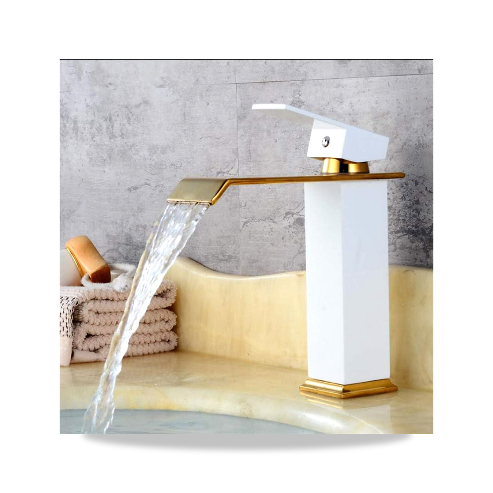 صورة منتج خلاط مغسلة حمام ذهبي أبيض موديل White And Gold - كود الصنف reemco-2027-1484098 - ماركة يباع من خلال reemco - توريد وتصوير حصري لشركة ريمكو القابضة السعودية