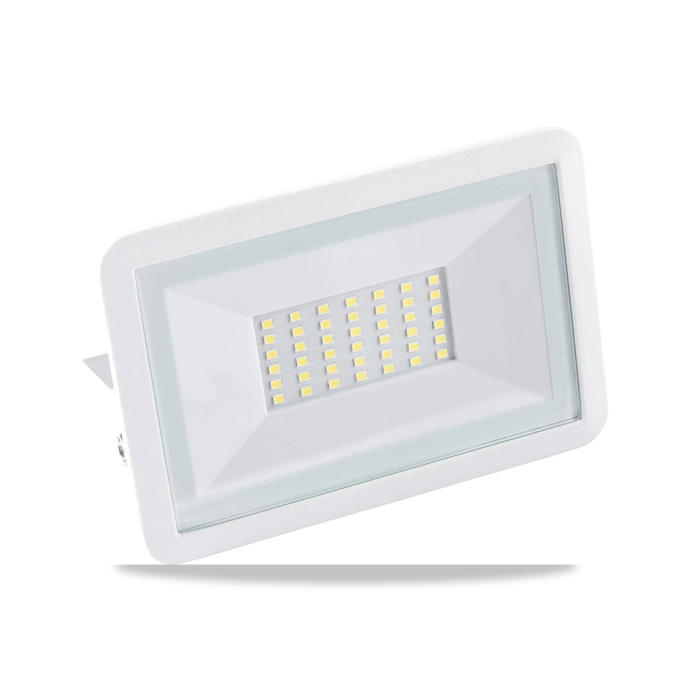 صورة منتج ميستير مصباح LED خارجي 7490760 – ابيض – 30 واط – 2400 لومن – غطاء الومنيوم متين – للتركيب الثابت على جدران - كود الصنف reemco-2027-1534040 - ماركة يباع من خلال reemco - توريد وتصوير حصري لشركة ريمكو القابضة السعودية