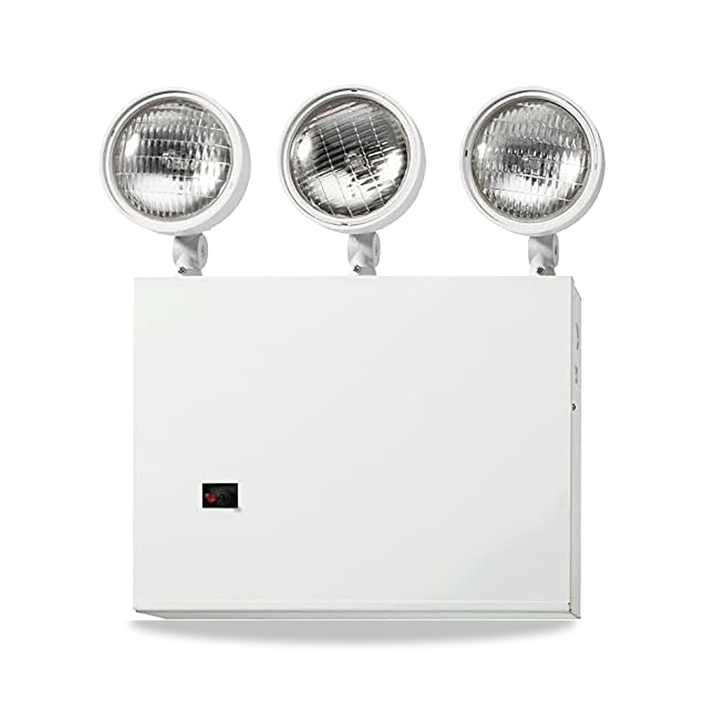 صورة منتج مصباح طوارئ مدينة نيويورك مكون من 3 مصابيح من كاربنتر لايتنج Carpenter Lighting – اللون ابيض – المادة سبيكة فولاذ - كود الصنف reemco-2027-1534179 - ماركة يباع من خلال reemco - توريد وتصوير حصري لشركة ريمكو القابضة السعودية
