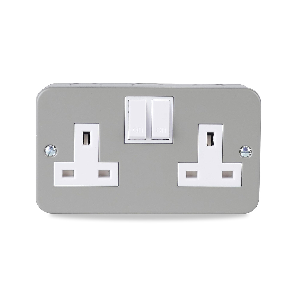 صورة منتج شنايدر ايليكتريك مقبس تبديل حصري، مجموعتين، GMC132SS شنايدر إلكتريك (Schneider Electric) - كود الصنف reemco-2027-1658040 - ماركة يباع من خلال reemco - توريد وتصوير حصري لشركة ريمكو القابضة السعودية