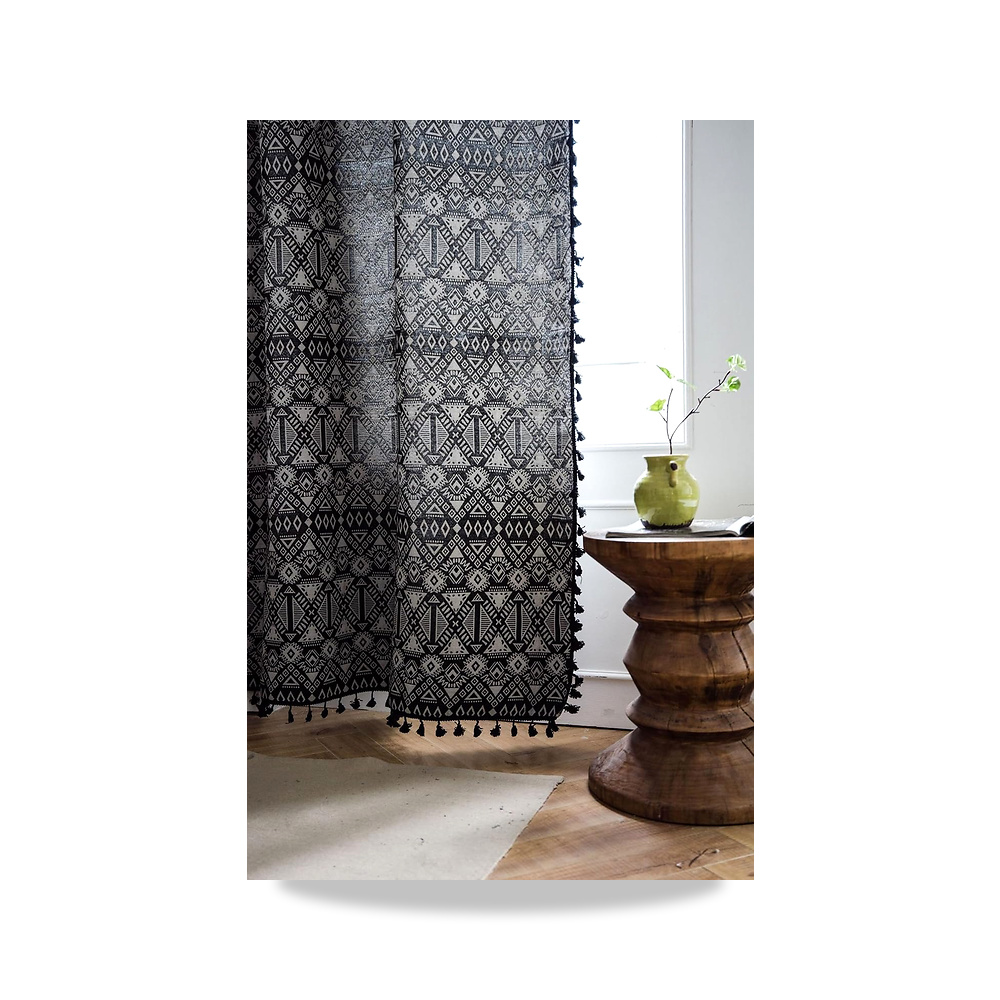 صورة منتج مسمار ومثبت ميكانيكي أسود 240 سم ايه ام دي اكس دي – اللون Eyelets – المادة Polyester - كود الصنف reemco-2027-1747645 - ماركة يباع من خلال reemco - توريد وتصوير حصري لشركة ريمكو القابضة السعودية
