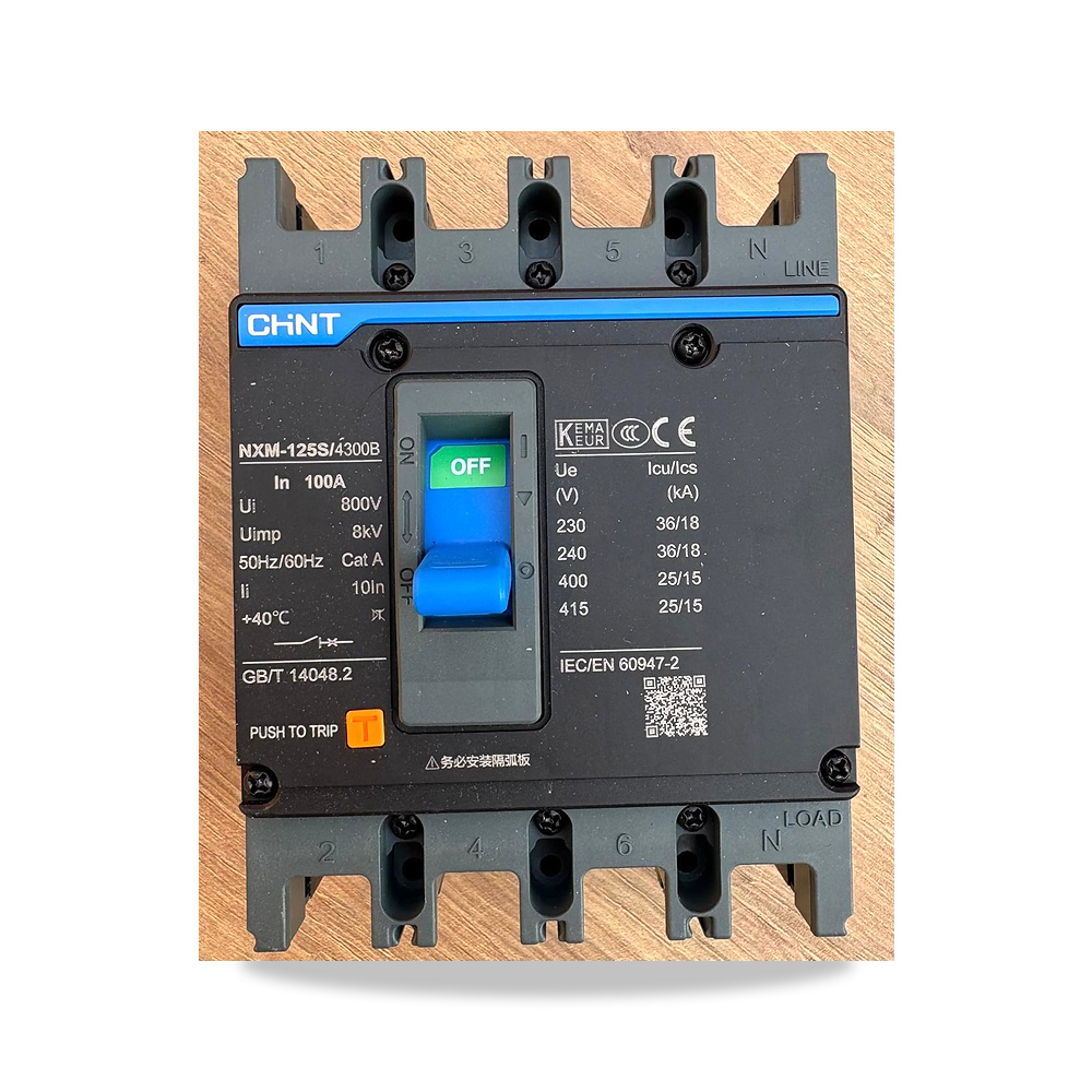 صورة منتج قاطع دائرة كهربائية مصبوب NXM-125S/4300B من شينت 100 امبير 4 بي – 7,6العمق x 7,5العرض x 13الارتفاع سم - كود الصنف reemco-2027-1798994 - ماركة يباع من خلال reemco - توريد وتصوير حصري لشركة ريمكو القابضة السعودية