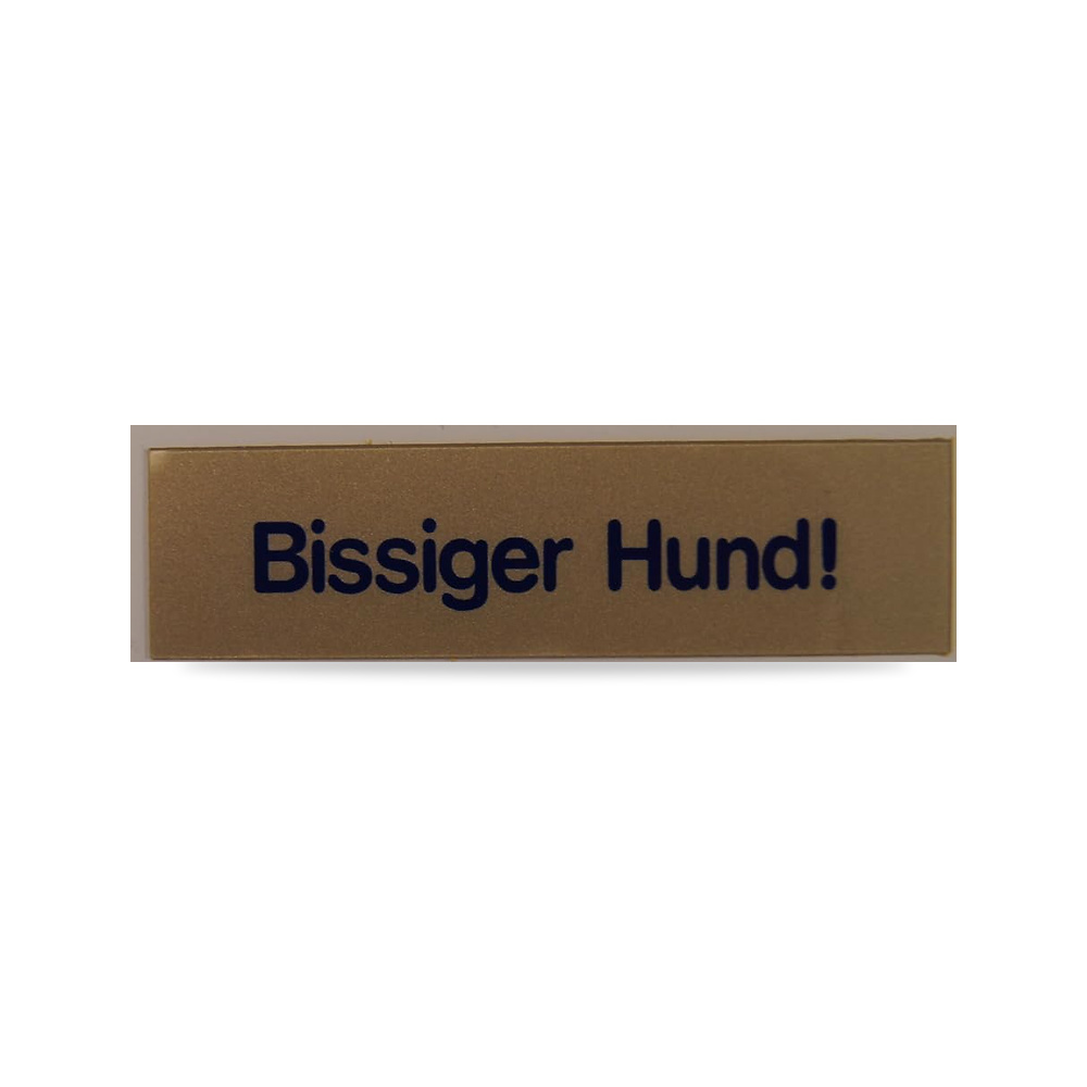 صورة منتج لافتة بعبارة Bissiger Hund Word Alpertec – اللون برونزي – المادة فينيل - كود الصنف reemco-2027-1816039 - ماركة يباع من خلال reemco - توريد وتصوير حصري لشركة ريمكو القابضة السعودية