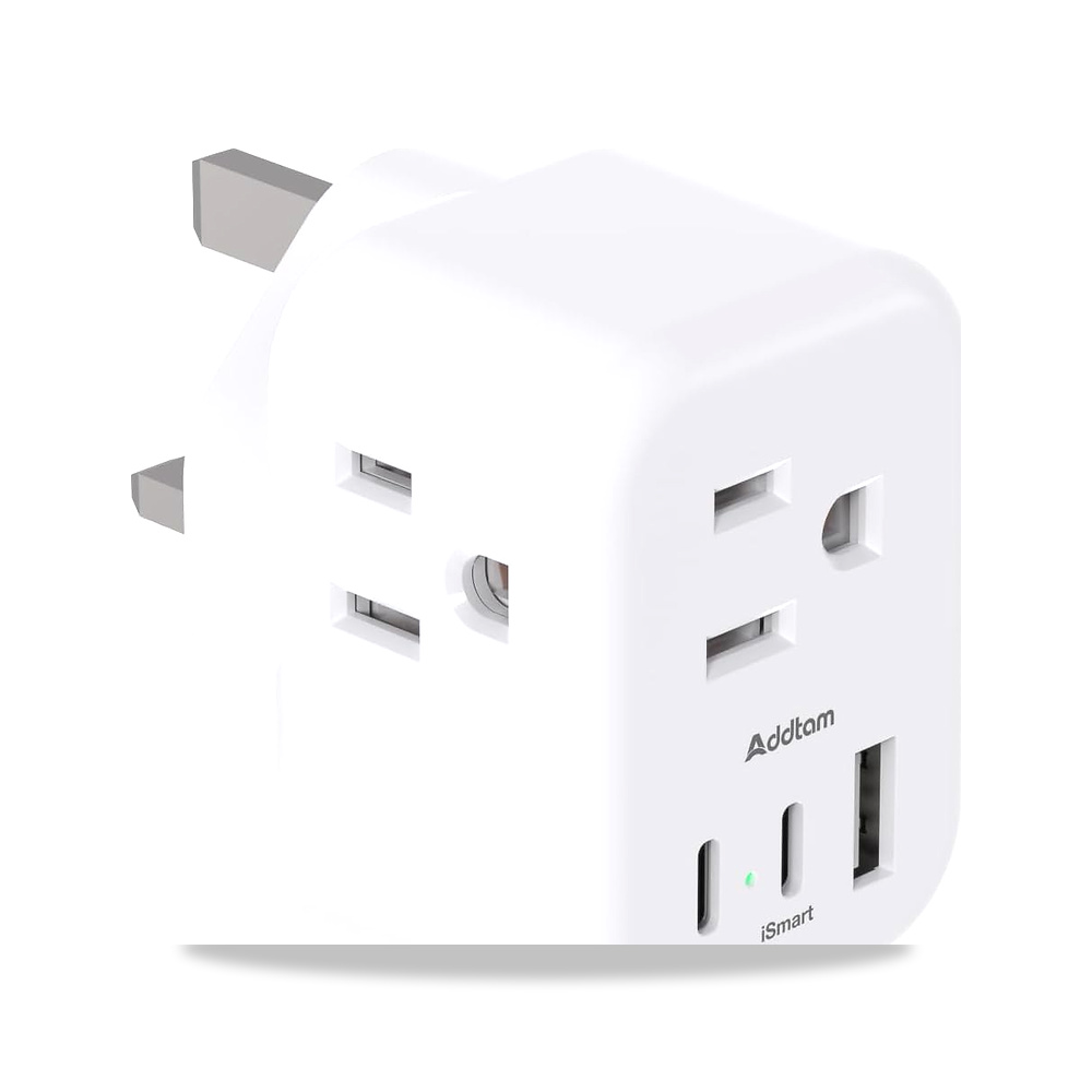 صورة منتج محول قابس سفر امريكي الى بريطاني مع 3 منافذ و3 USB من ادتام (2 USB C) Addtam – اللون ابيض – 5 فولت - كود الصنف reemco-2027-1823310 - ماركة يباع من خلال reemco - توريد وتصوير حصري لشركة ريمكو القابضة السعودية