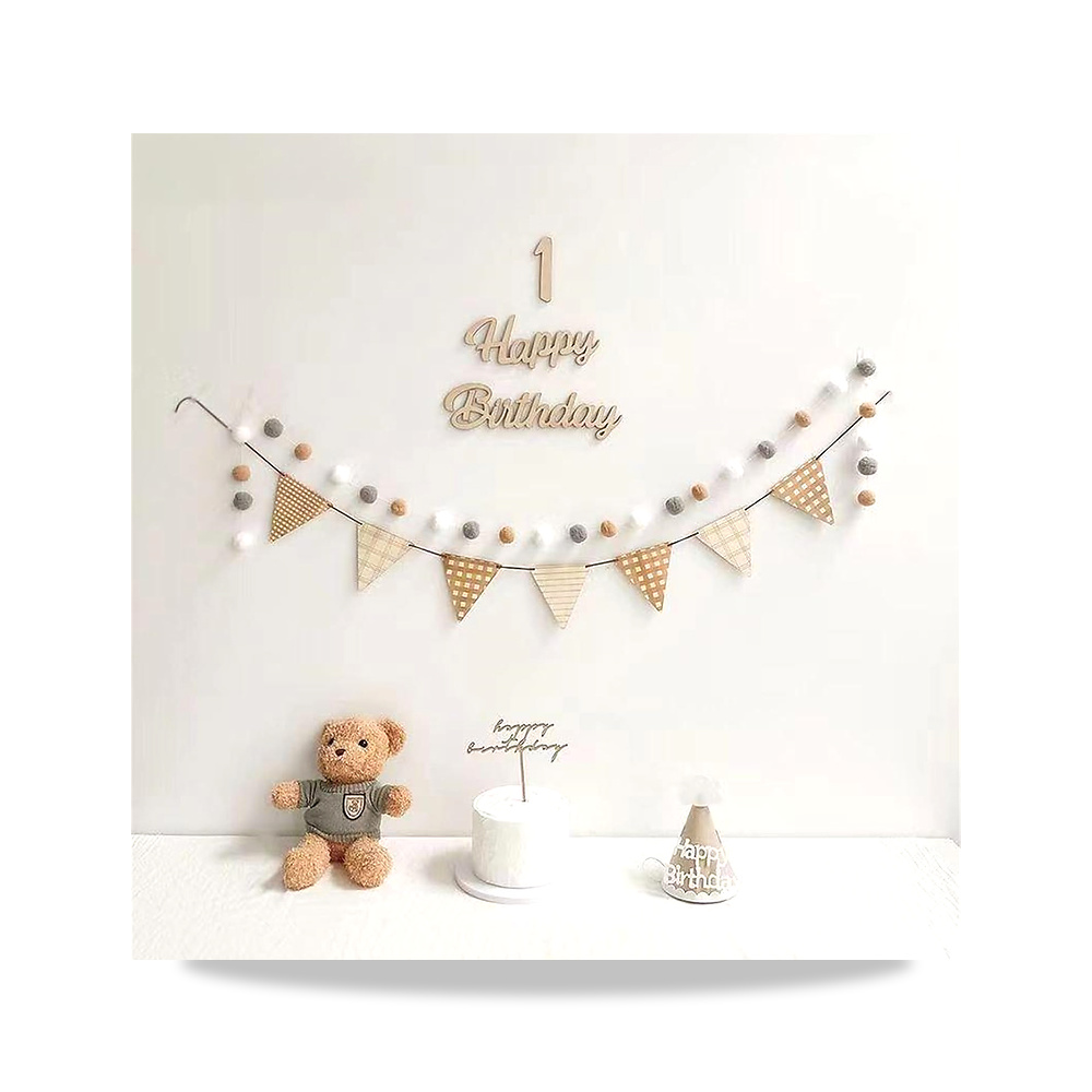 صورة منتج لافتة عيد ميلاد سعيد 1st Birthday، 4 اعلام من اللباد، زينة حفلات بطول 1.5 متر للاولاد او البنات، لوازم - كود الصنف reemco-2027-1864006 - ماركة يباع من خلال reemco - توريد وتصوير حصري لشركة ريمكو القابضة السعودية