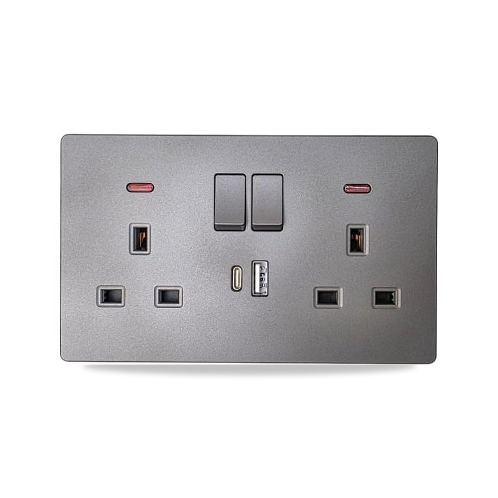 صورة منتج فيش مع مفتاح ولمبة 7×14 USB+Type-C رمادي فولتير – الرائد العربي ALRAED – اللون متعدد – المادة بلاستيك - كود الصنف reemco-2027-1868857 - ماركة يباع من خلال reemco - توريد وتصوير حصري لشركة ريمكو القابضة السعودية