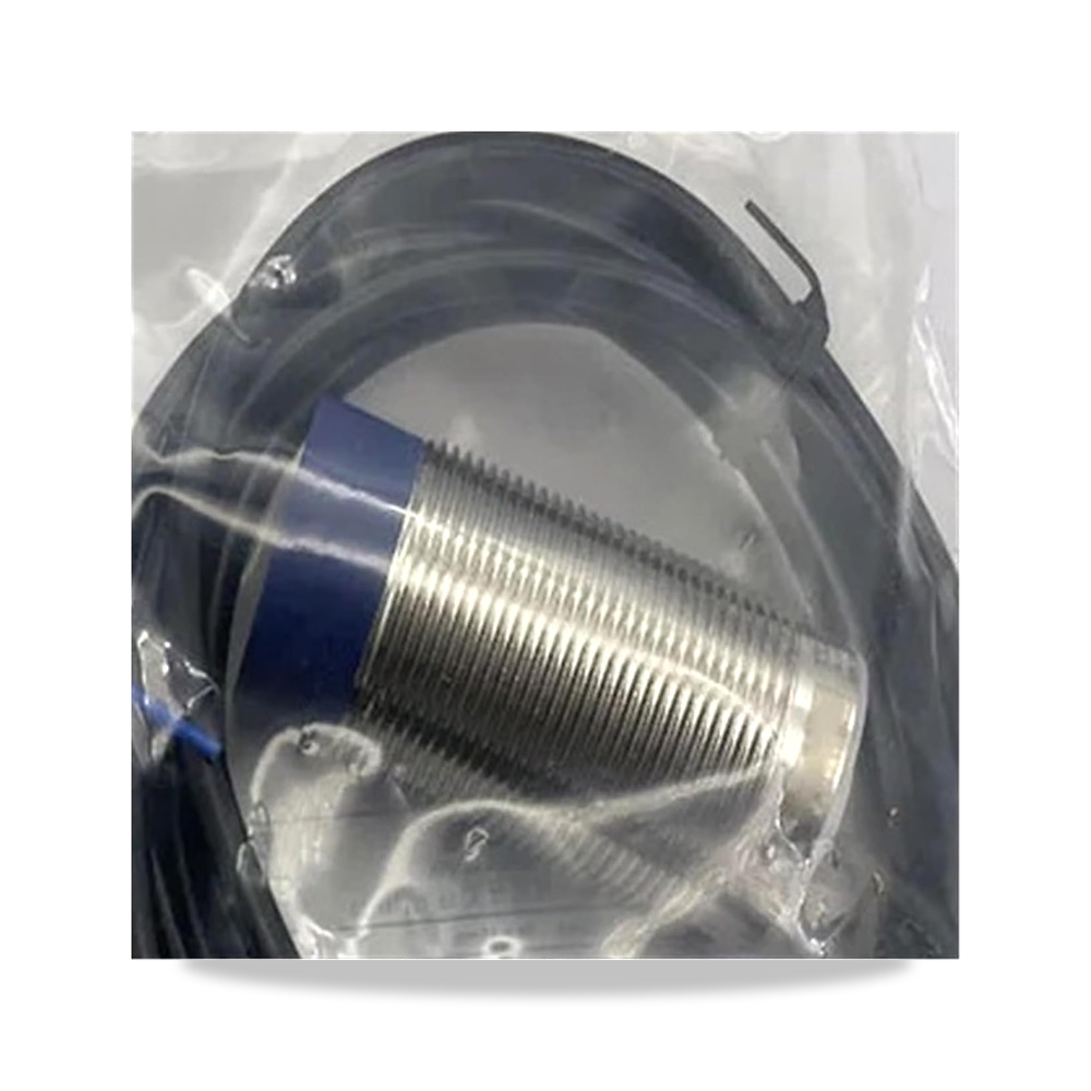صورة منتج مفتاح مستشعر تقارب E2B-M18LN10-WZ-B1 E2B-M18LN10-WZ-C1 E2B-M18LN10-WP-C2 ZCSQCLIS - كود الصنف reemco-2027-1869025 - ماركة يباع من خلال reemco - توريد وتصوير حصري لشركة ريمكو القابضة السعودية