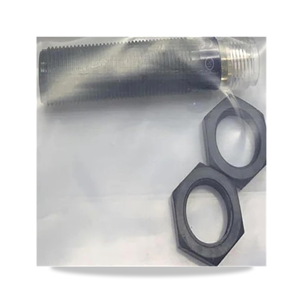 صورة منتج مفتاح تقارب بمستشعر XS4P12KP340D XS4P12KP340 - كود الصنف reemco-2027-1869762 - ماركة يباع من خلال reemco - توريد وتصوير حصري لشركة ريمكو القابضة السعودية