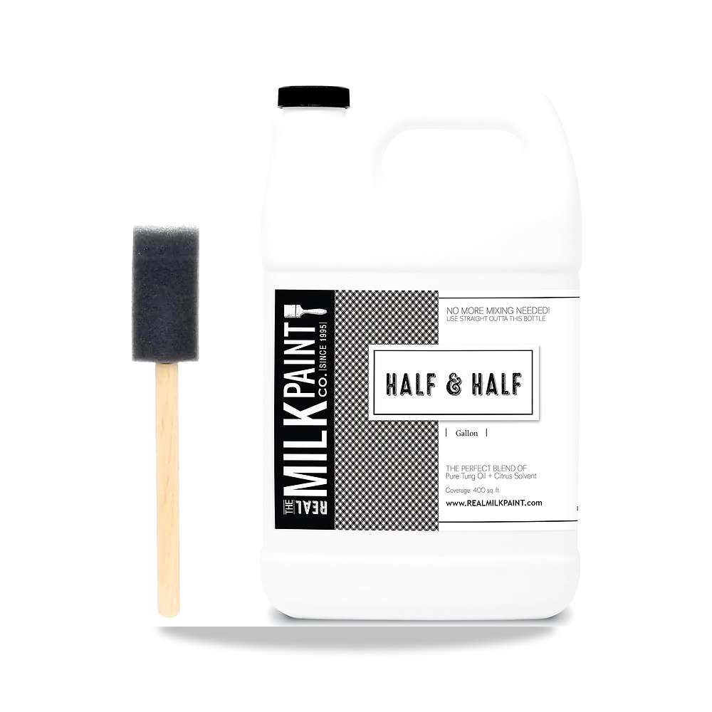 صورة منتج نصف جالون (زيت تونج نقي ومذيب حمضيات) ريل ميلك باينت – اللون ابيض – المقاس Gallon - كود الصنف reemco-2027-1929626 - ماركة يباع من خلال reemco - توريد وتصوير حصري لشركة ريمكو القابضة السعودية