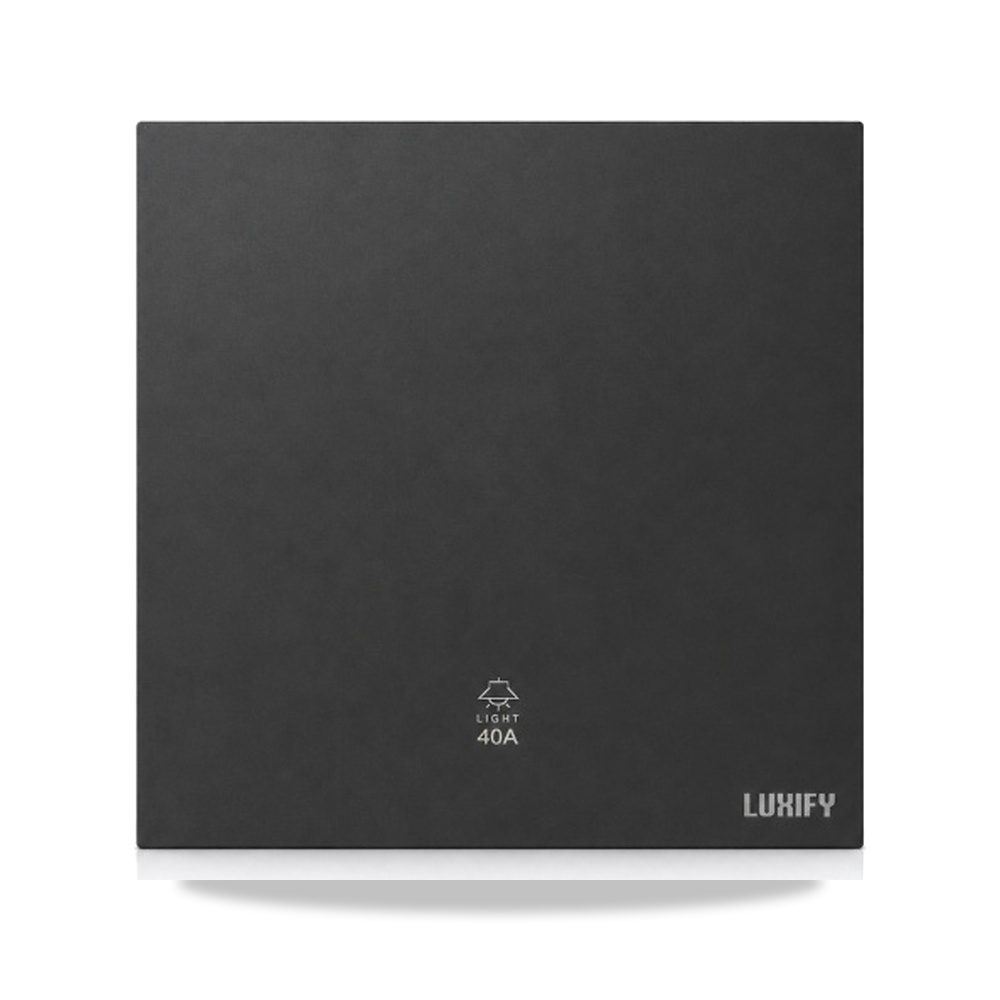 صورة منتج مفتاح 40 امبير سمارت اسود LUXIFY - كود الصنف reemco-2027-1932000 - ماركة يباع من خلال reemco - توريد وتصوير حصري لشركة ريمكو القابضة السعودية