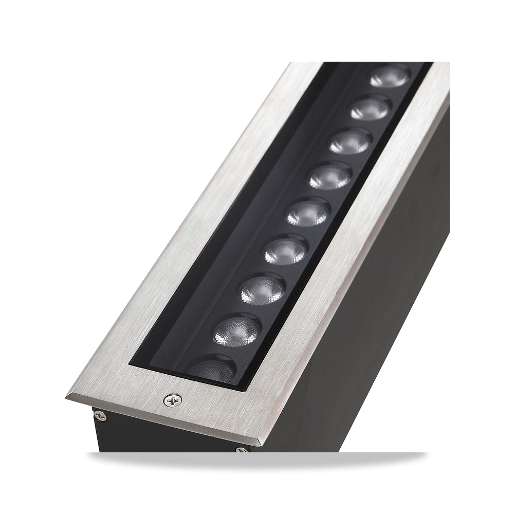 صورة منتج وحدة إضاءة أرضية LED خارجية قابلة للتعديل – IP67 – زاوية 24° – إنارة حدائق وممرات - كود الصنف reemco-2027-1932919 - ماركة يباع من خلال reemco - توريد وتصوير حصري لشركة ريمكو القابضة السعودية