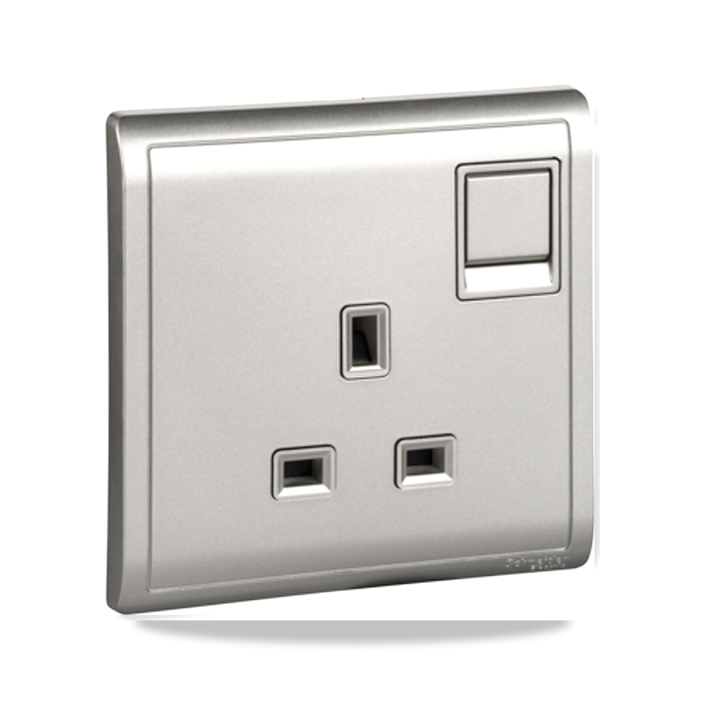 شنايدر بيانو فيش مفرد مع مفتاح 13 أمبير و مخرج 2.1 أمبير E8215USB_AS سلفر schnieder موديل PIENO