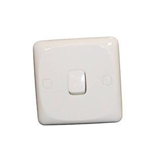 مفتاح مفرد أبيض 10 أمبير — MIRA الفنار