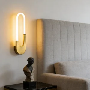 أبليك حائط مودرن باللون الزيتي، إضاءة صفراء 12 واط، طول 600 ملم