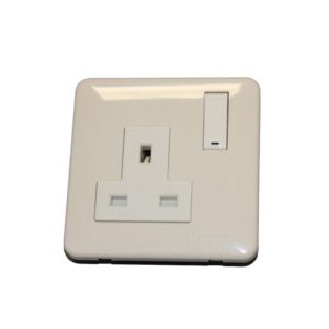 مقبس مفرد 13 أمبير بمفتاح - باناسونيك