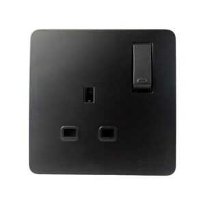 فيشة مفردة 13 أمبير مع مفتاح بيانو أسود 220 فولت - موديل 1111B