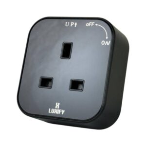 فيش مسطرة أسود 13 أمبير موديل 407 — LUXIFY