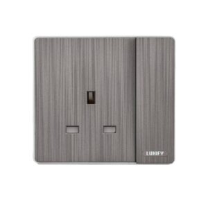 فيشة 13 أمبير بمفتاح مفرد LUXIFY — فضي