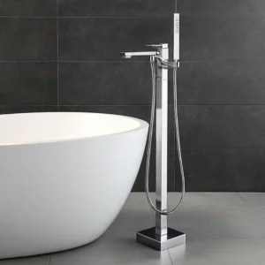 صنبور بانيو أرضي مربع بارتفاع 1.5 متر - كروم