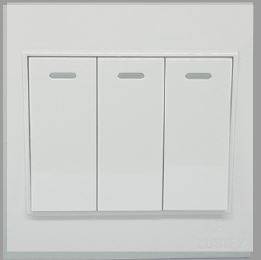 مفتاح ثلاثي 16 أمبير من لوكسيفاي (LUXIFY) أبيض