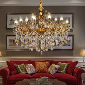 ثريا ذهبية مع شمعدان كوفي