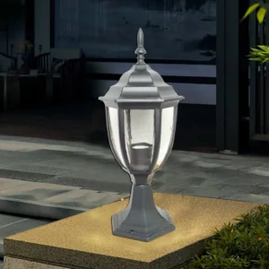 فانوس زجاجي أسود