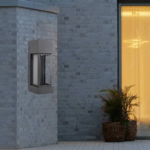 كشاف جداري للبوابة بغطاء أسود