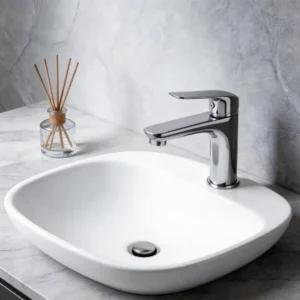 خلاط مغسلة قصير بتصميم مستطيل كروم مع ليات وهراب