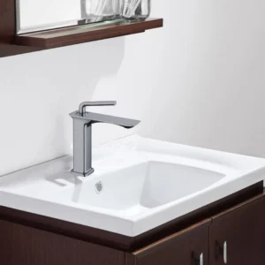 صنبور مغسلة قصير بتصميم مربع ورأس مدور رمادي مع ليات