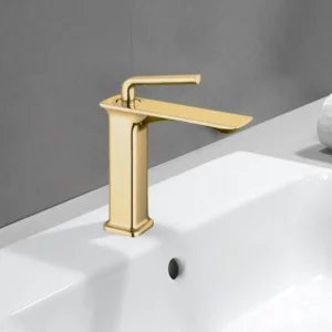 خلاط مغسلة قصير جسم مربع ورأس مدور ذهبي مطفي مع ليات