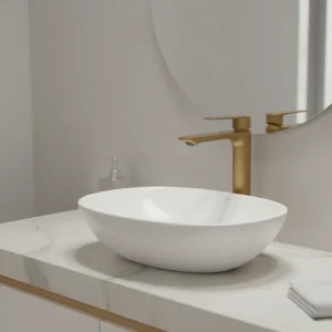 صنبور مغسلة طويل ذهبي مطفي مع ليّات