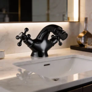 خلاط مغسلة تيتو بتصميم كلاسيكي — أسود لامع (كروم)