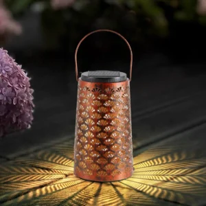 فانوس نحاسي شمسي للحدائق — إضاءة زينة ساحرة وموفرة للطاقة