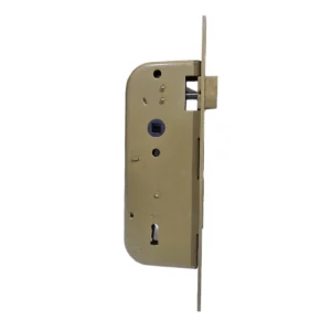 قفل باب مدمج للأبواب الخشبية والمعدنية بمفتاح تقليدي — آلية داخلية وأمان ميكانيكي، هيكل فولاذي مطلي من Yale