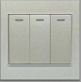 مفتاح ثلاثي لوكسيفاي بلون لؤلؤي