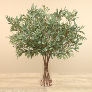 باقة أوكاليبتوس في فازة زجاجية