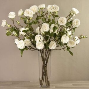 بوكيه ورود صناعية في مزهرية زجاجية