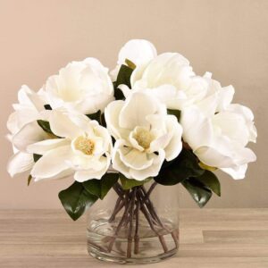 ماغنوليا اصطناعية بمزهرية زجاجية