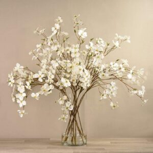 باقة قرانيا صناعية مع فازة زجاجية