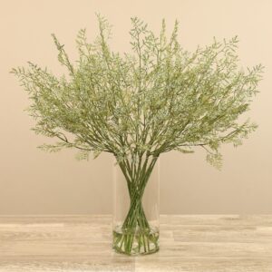 باقة ليمونيوم صناعية في مزهرية زجاجية