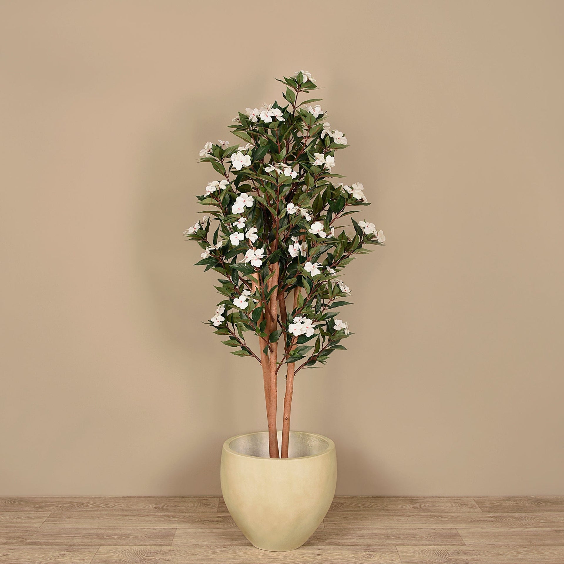 شجرة إمباتينز اصطناعية