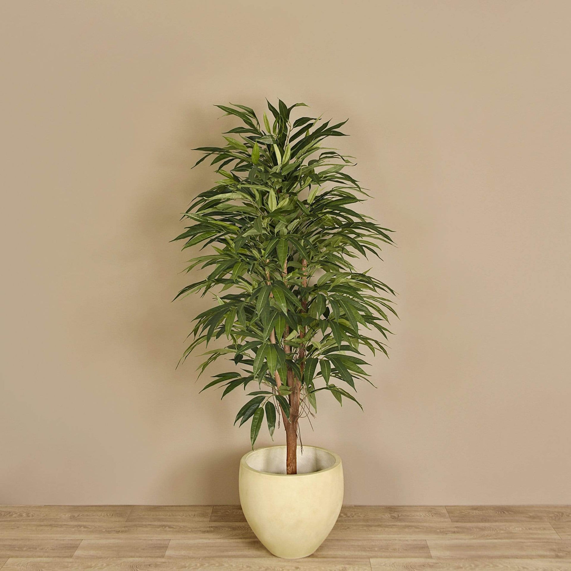 شجرة لونجيفوليا الاصطناعية